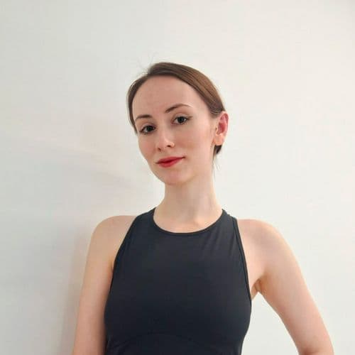 Тренер Анна-Николь Де